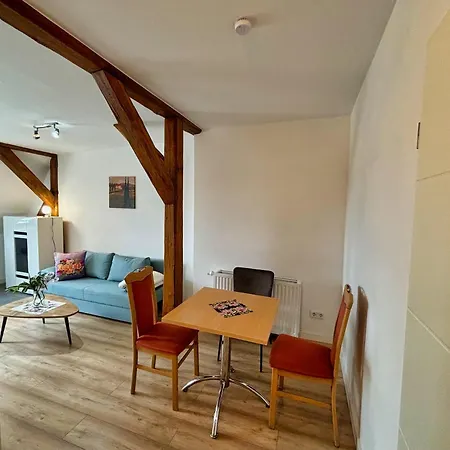 Fw 90 - Gemuetliche Dachgeschosswohnung Mit Ausblick 아파트